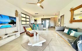 Manuia Luxury Apartment - Tahiti Punaauia -Wi-Fi Netflix Pool & Gym